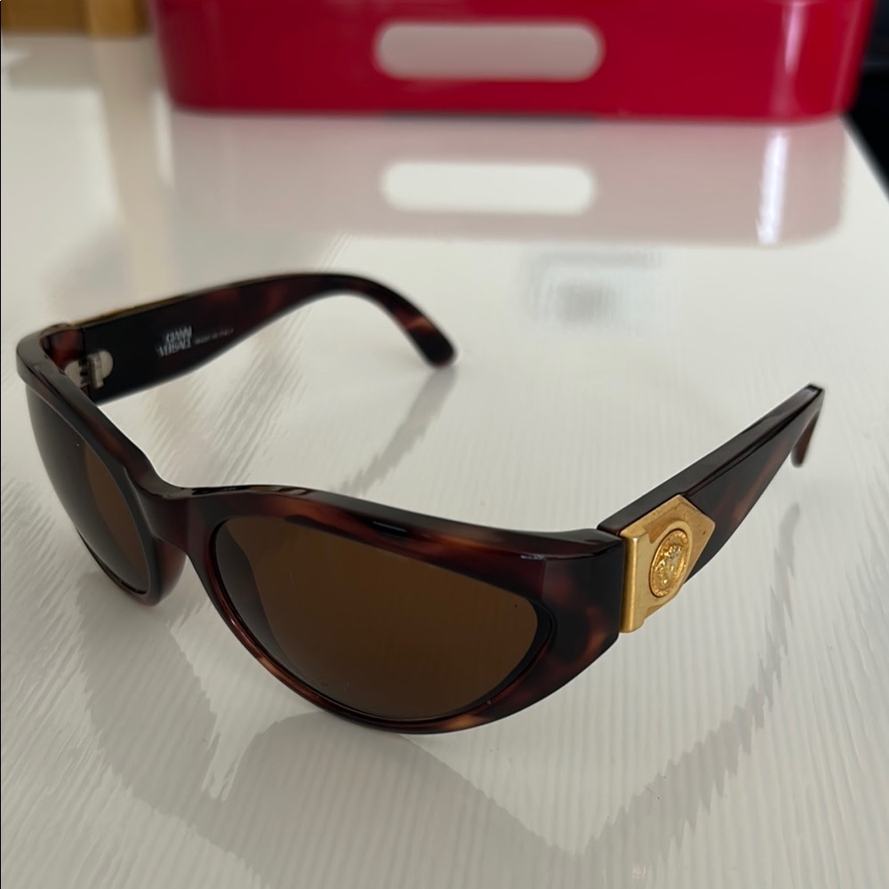Versace vintage Brown and Gold Sunglasses with logo 90s 2000s